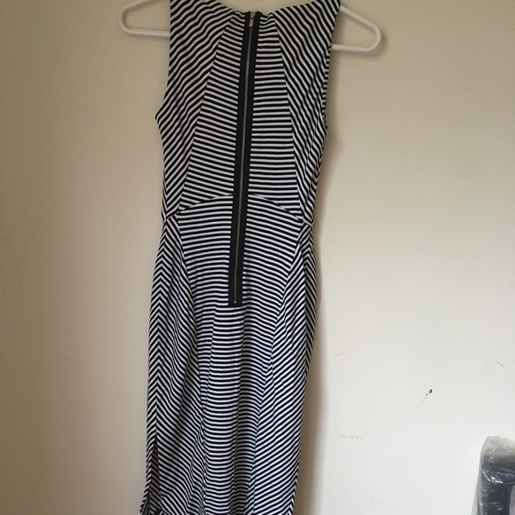 Banana republic Wear to work or casual dress. - Picture 6 of 8